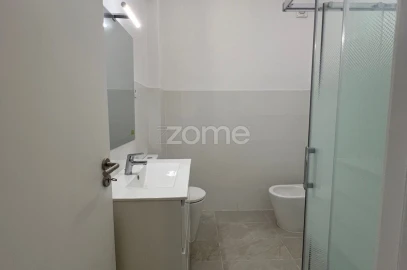 Apartamento T3 para Arrendamento em Almada, Cova da Piedade, Pragal e Cacilhas