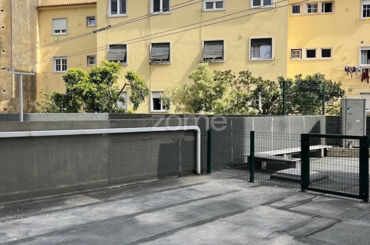 Apartamento T3 para Arrendamento em Almada, Cova da Piedade, Pragal e Cacilhas Foto 6