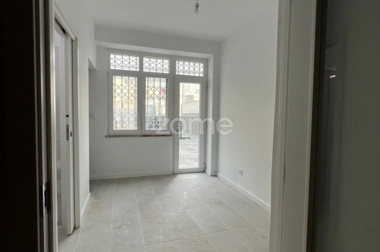 Apartamento T3 para Arrendamento em Almada, Cova da Piedade, Pragal e Cacilhas Foto 10