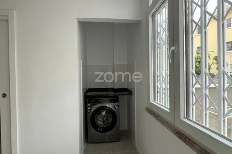 Apartamento T3 para Arrendamento em Almada, Cova da Piedade, Pragal e Cacilhas Foto 14