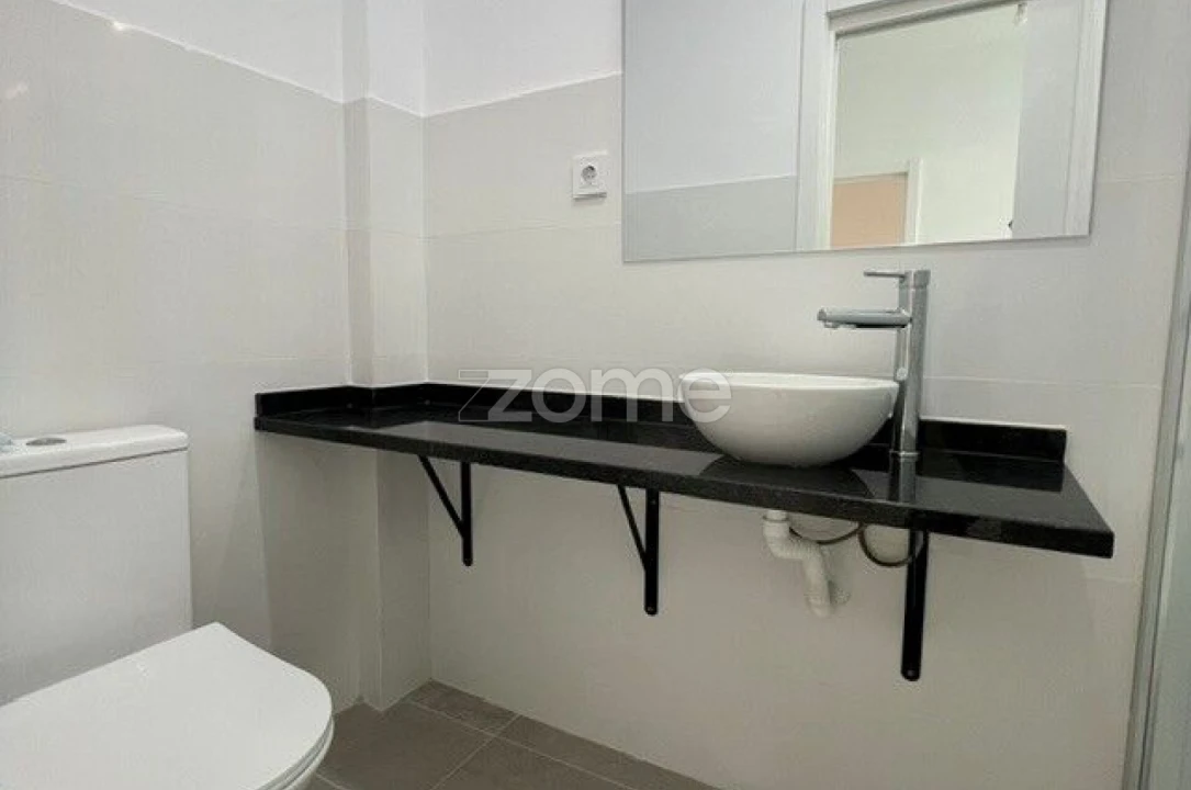Apartamento T3 para Arrendamento em Almada, Cova da Piedade, Pragal e Cacilhas Foto 19