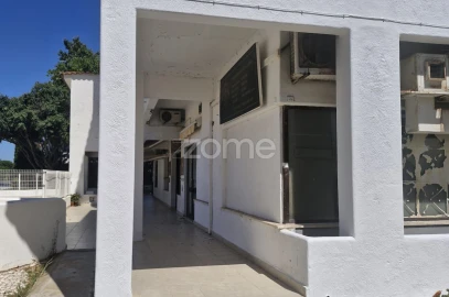 Negócio para Venda em Carcavelos e Parede