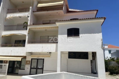 Negócio para Venda em Carcavelos e Parede