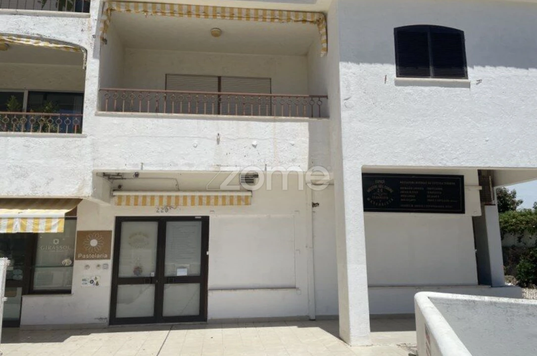 Negócio para Venda em Carcavelos e Parede Foto 11