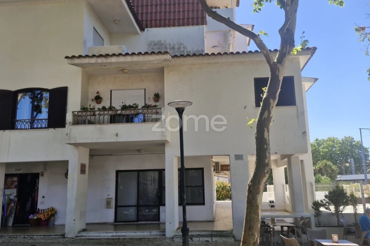 Negócio para Venda em Carcavelos e Parede Foto 6