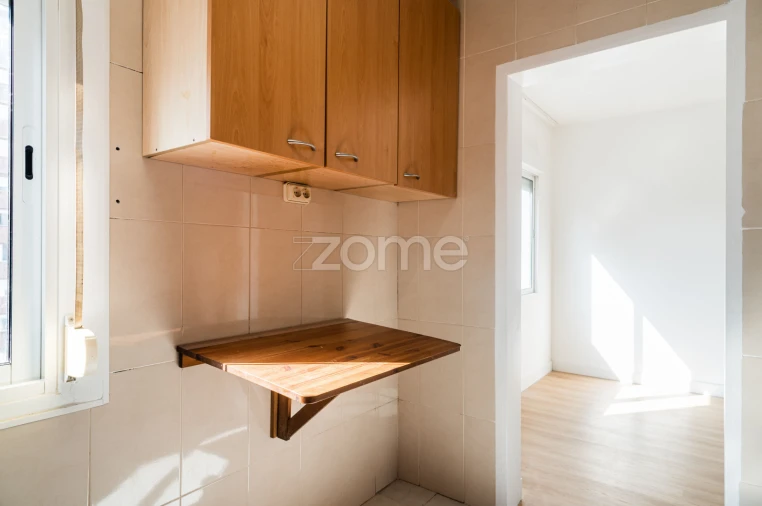 Apartamento T2 para Venda em Olivais Foto 16
