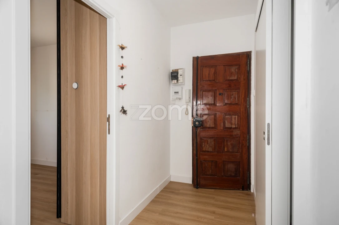 Apartamento T2 para Venda em Olivais Foto 1