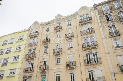Apartamento T3 para Venda em Avenidas Novas