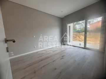 Moradia T3 para Venda em Fernao Ferro