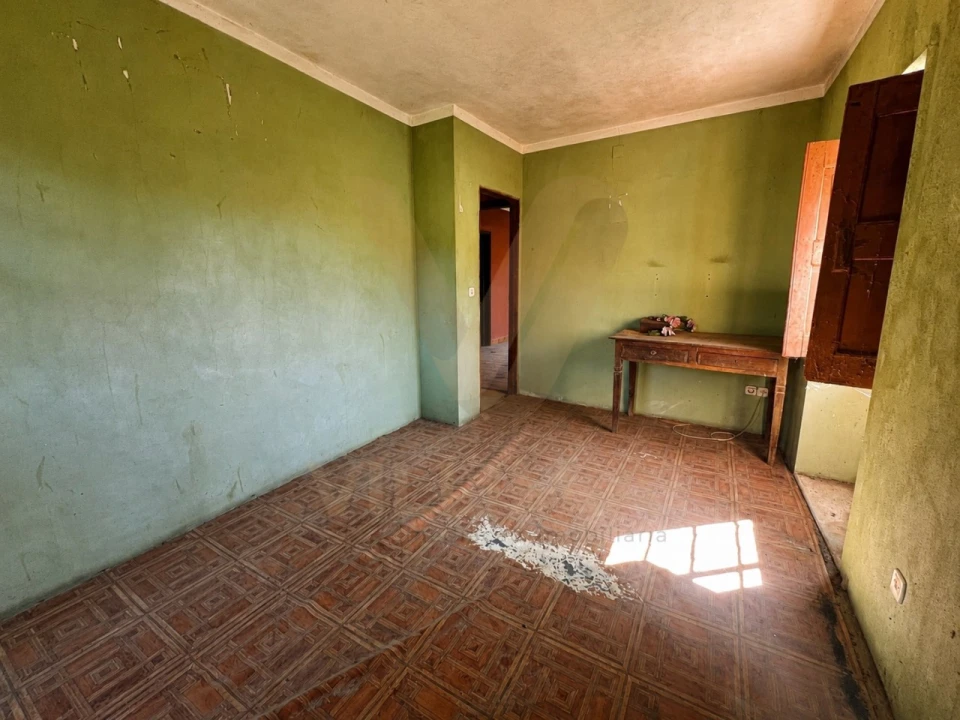 Moradia T2 para Venda em Bárrio e Cepões Foto 12