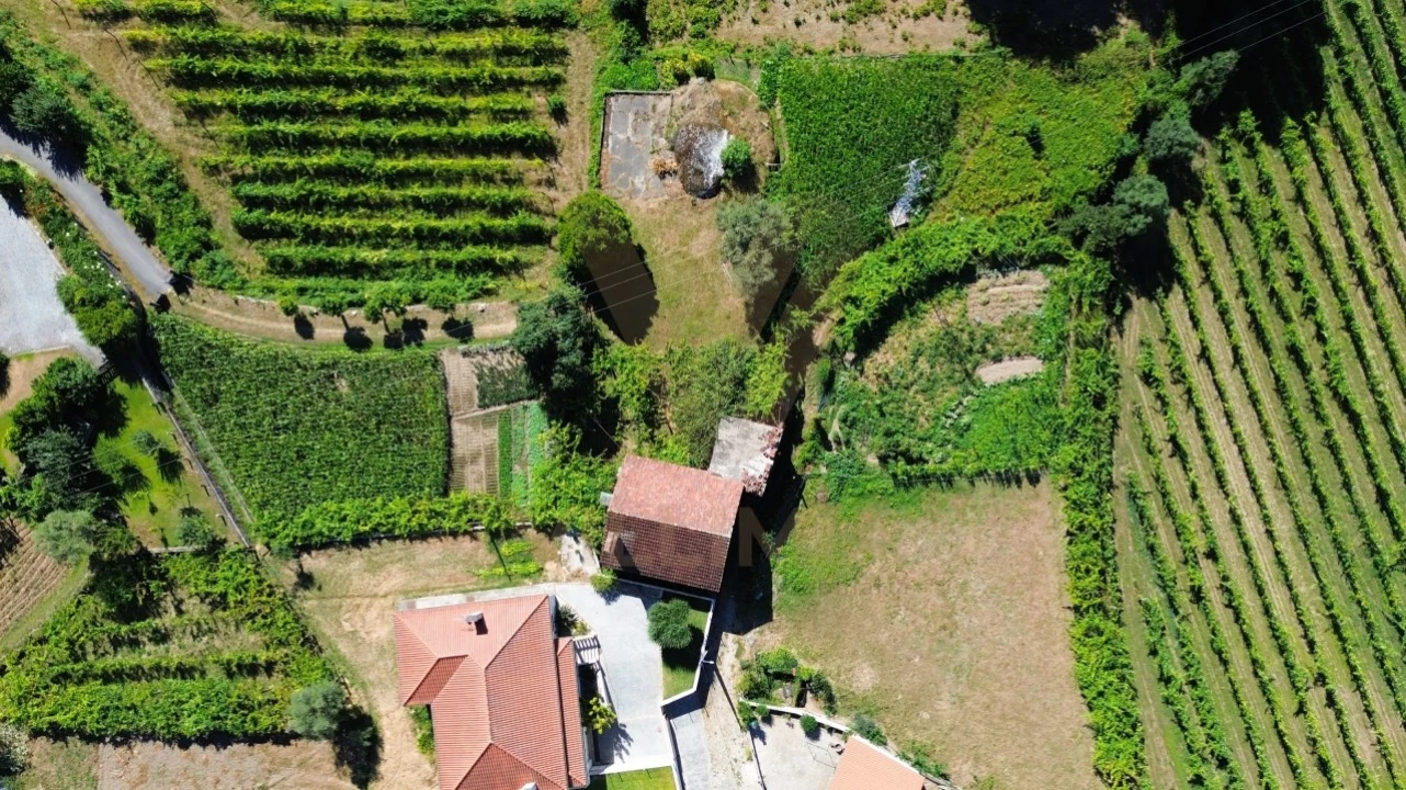 Moradia T2 para Venda em Bárrio e Cepões Foto 29