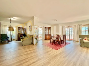 Apartamento T3 para Venda em Ericeira