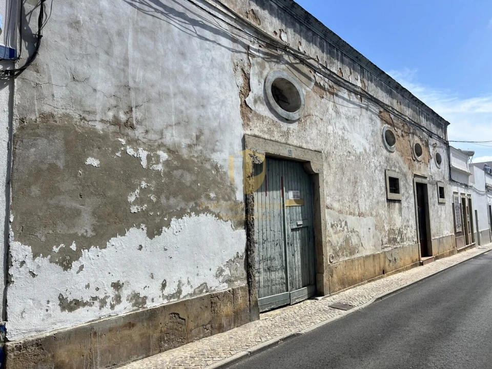 Armazém para Venda em Olhão Foto 3
