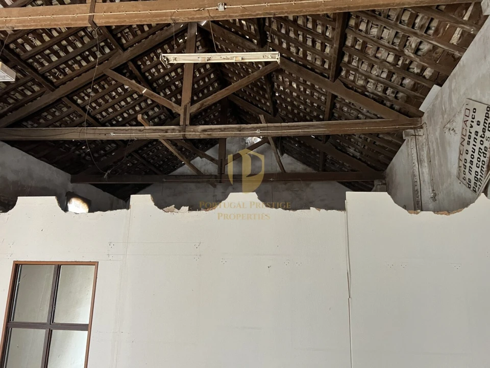 Armazém para Venda em Olhão Foto 7