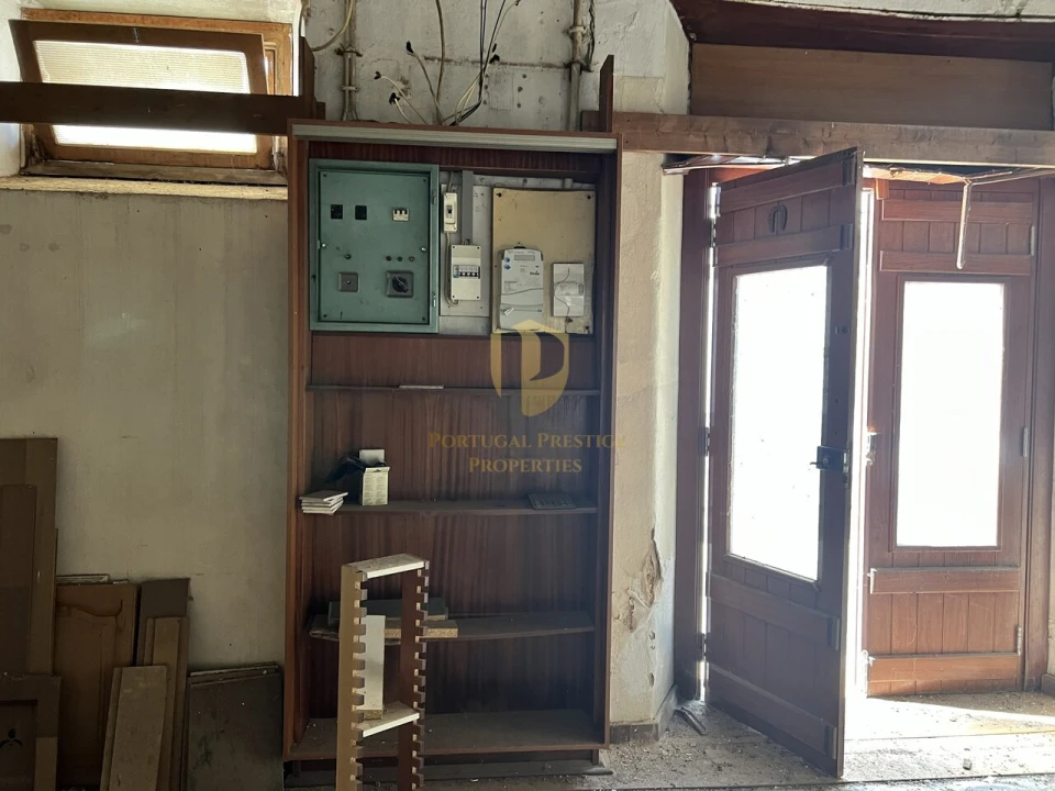 Armazém para Venda em Olhão Foto 8