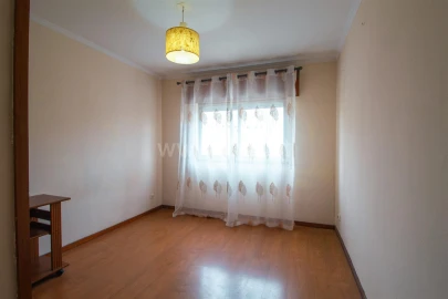 Apartamento T3 para Venda em Vilar de Andorinho