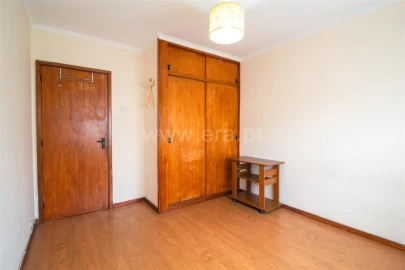 Apartamento T3 para Venda em Vilar de Andorinho