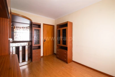 Apartamento T3 para Venda em Vilar de Andorinho