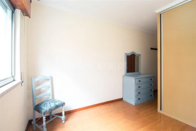 Apartamento T3 para Venda em Vilar de Andorinho