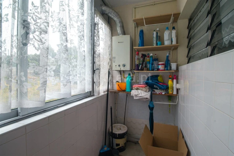 Apartamento T3 para Venda em Vilar de Andorinho Foto 6
