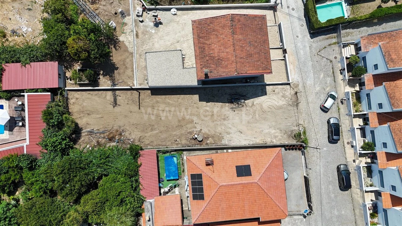 Terreno para Venda em Castelões Foto 3