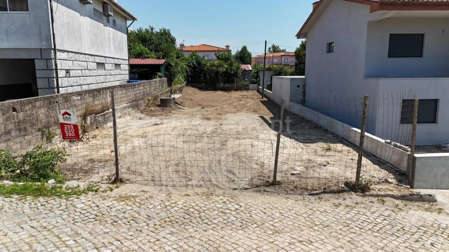 Terreno para Venda em Castelões