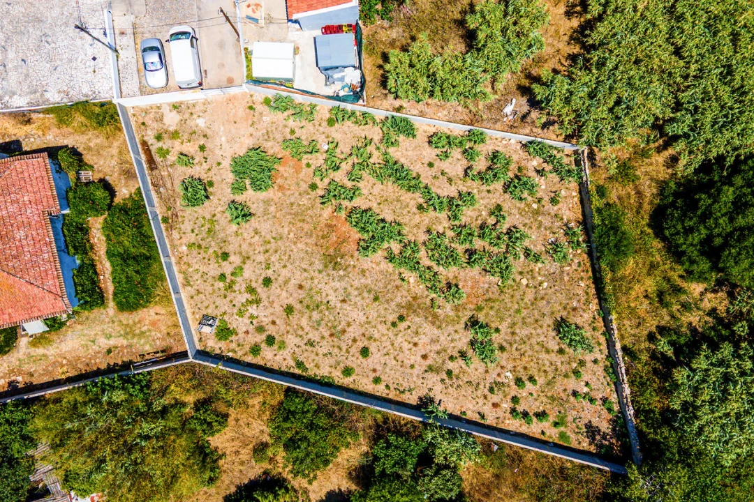 Terreno para Venda em Carcavelos e Parede Foto 4
