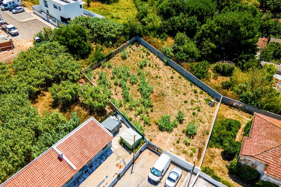 Terreno para Venda em Carcavelos e Parede Foto 5