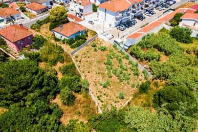 Terreno para Venda em Carcavelos e Parede