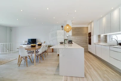 Apartamento T3 para Venda em São Domingos de Rana