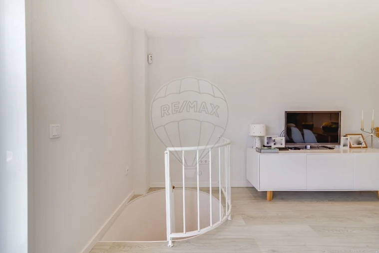 Apartamento T3 para Venda em São Domingos de Rana Foto 10