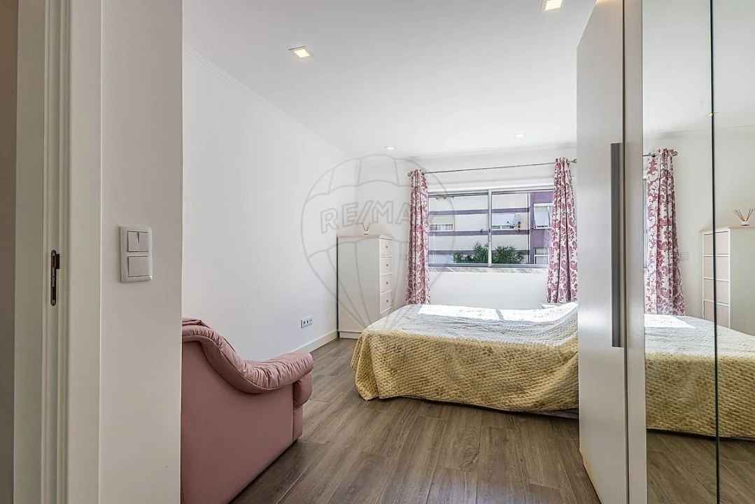 Apartamento T3 para Venda em Benavente Foto 16