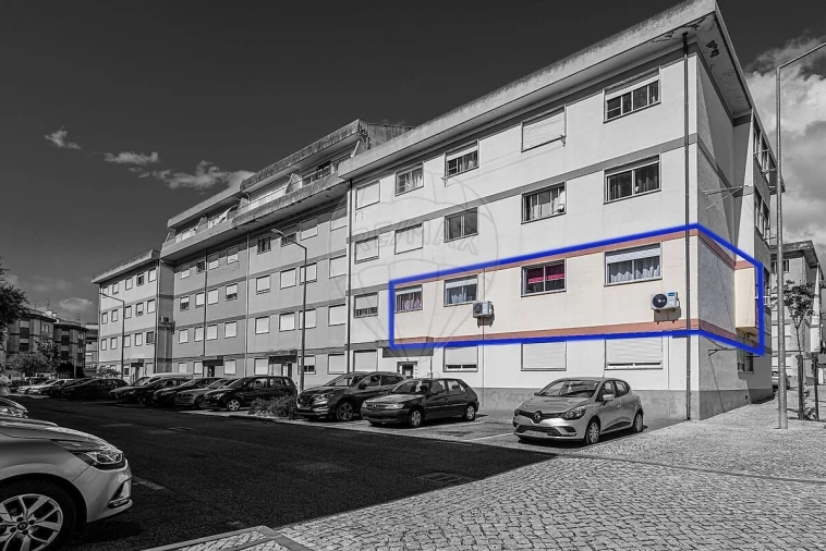 Apartamento T3 para Venda em Benavente Foto 2