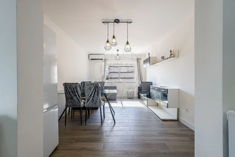 Apartamento T3 para Venda em Benavente Foto 5