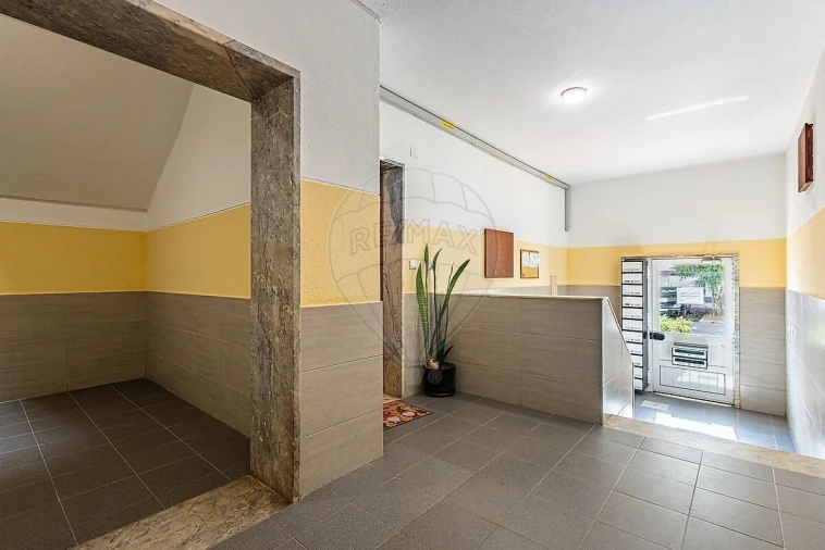 Apartamento T3 para Venda em Benavente Foto 31