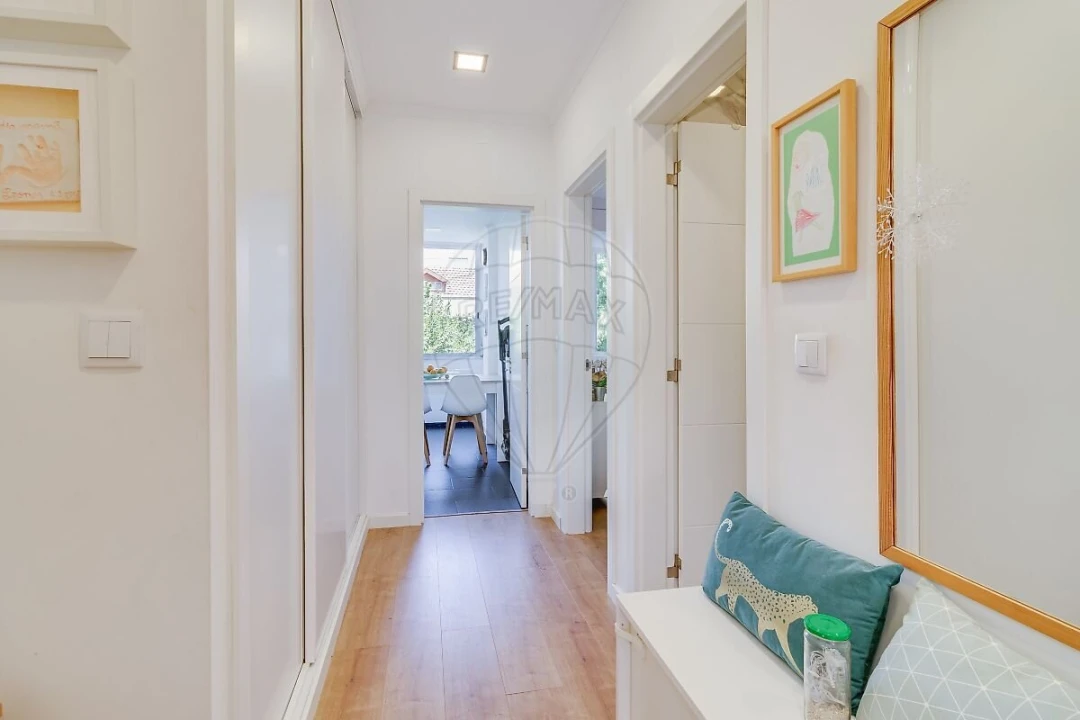 Apartamento T2 para Venda em Algés, Linda-A-Velha e Cruz Quebrada-Dafundo Foto 10