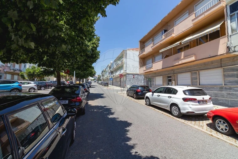 Apartamento T2 para Venda em Algés, Linda-A-Velha e Cruz Quebrada-Dafundo Foto 16