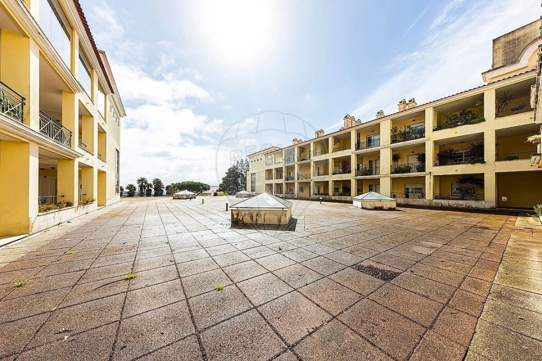 Apartamento T4 para Venda em Santa Maria e São Miguel, São Martinho, São Pedro Penaferrim Foto 32