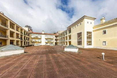 Apartamento T4 para Venda em Santa Maria e São Miguel, São Martinho, São Pedro Penaferrim