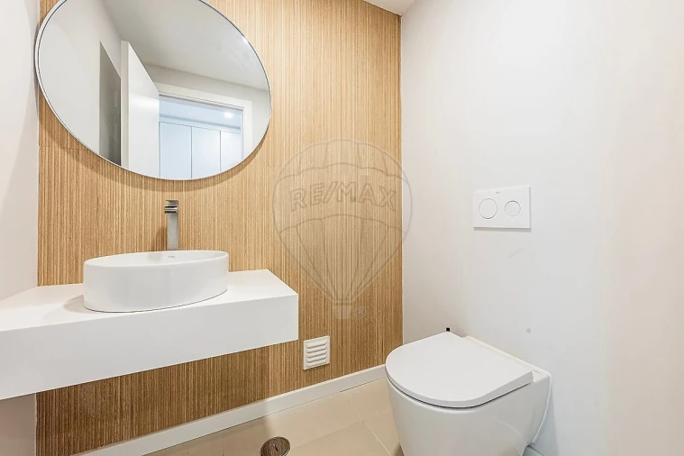 Apartamento T4 para Venda em Santa Maria e São Miguel, São Martinho, São Pedro Penaferrim Foto 8