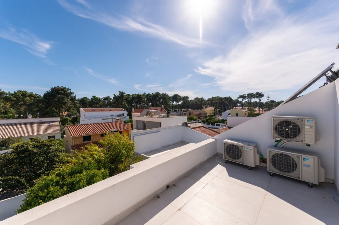 Moradia T6 para Venda em Charneca de Caparica e Sobreda Foto 35