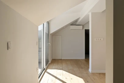 Moradia T6 para Venda em Charneca de Caparica e Sobreda