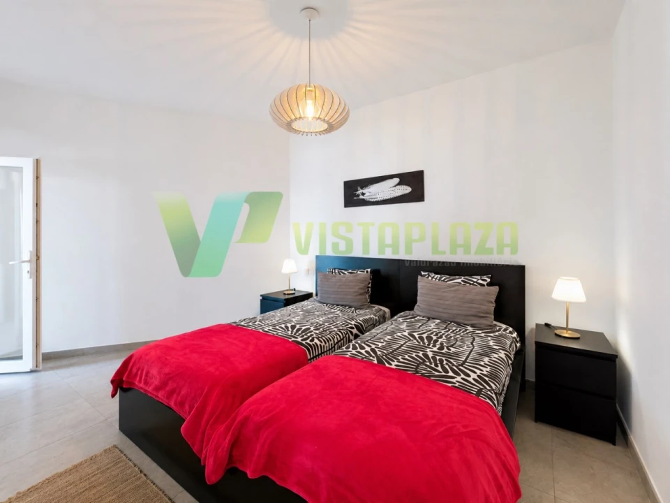 Apartamento T2 para Venda em Portimão Foto 13