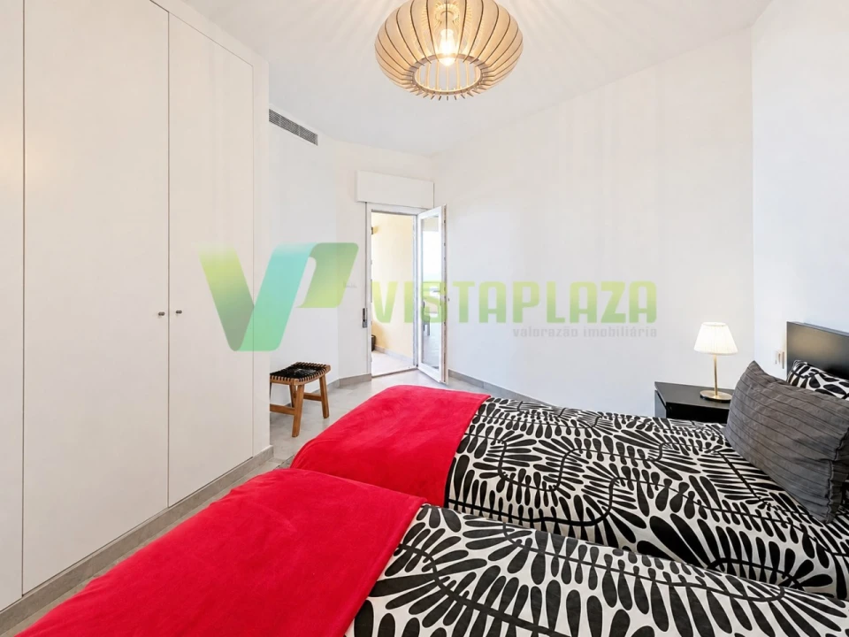 Apartamento T2 para Venda em Portimão Foto 15