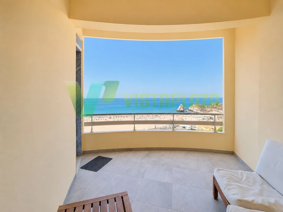 Apartamento T2 para Venda em Portimão Foto 2