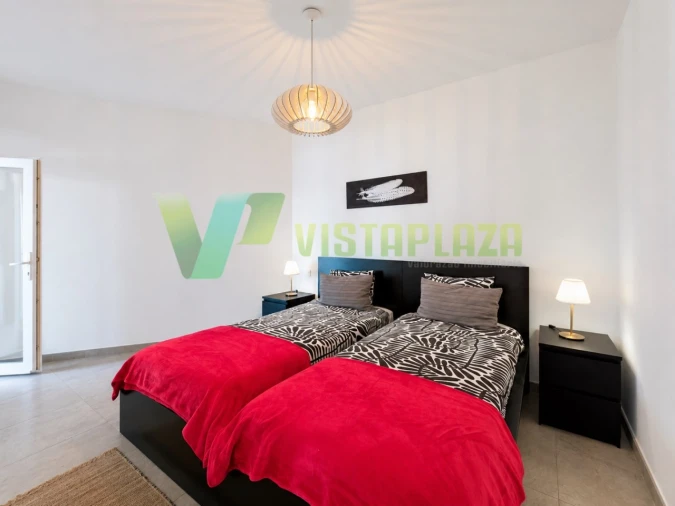 Apartamento T2 para Venda em Portimão Foto 13
