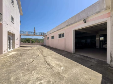 Moradia T6 para Venda em Mafra
