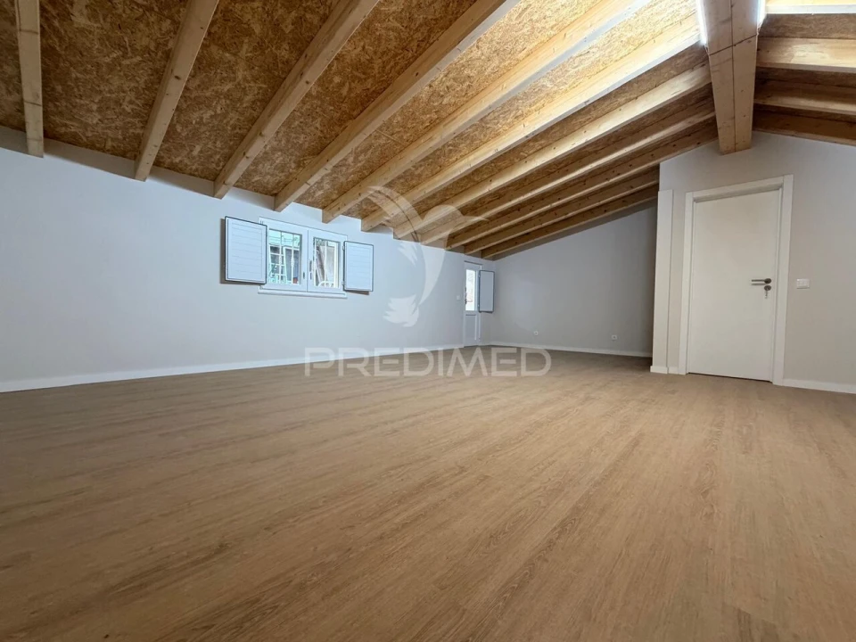 Apartamento T2 para Venda em Palmela Foto 18