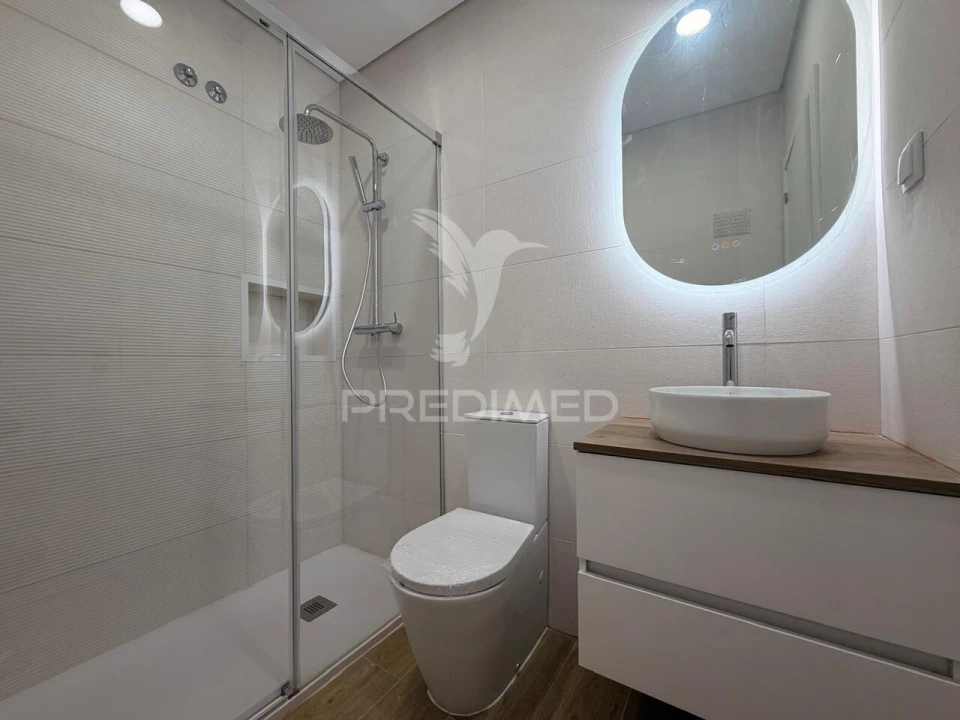 Apartamento T2 para Venda em Palmela Foto 35