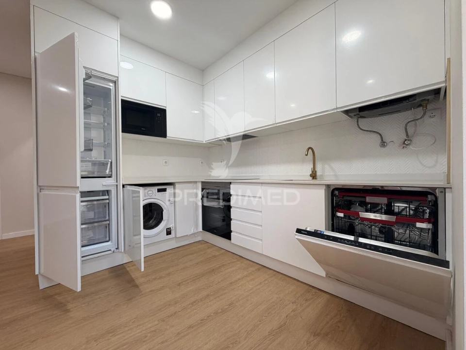 Apartamento T2 para Venda em Palmela Foto 9